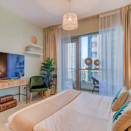 Durrani Homes - Luxurious Studio Near Dubai Mall With Pool View エクステリア 写真