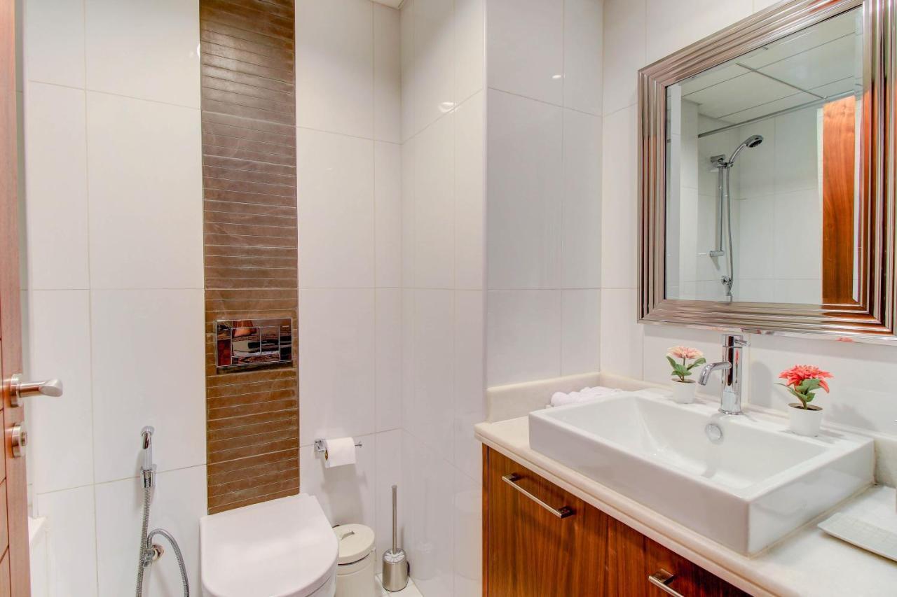 Durrani Homes - Luxurious Studio Near Dubai Mall With Pool View エクステリア 写真